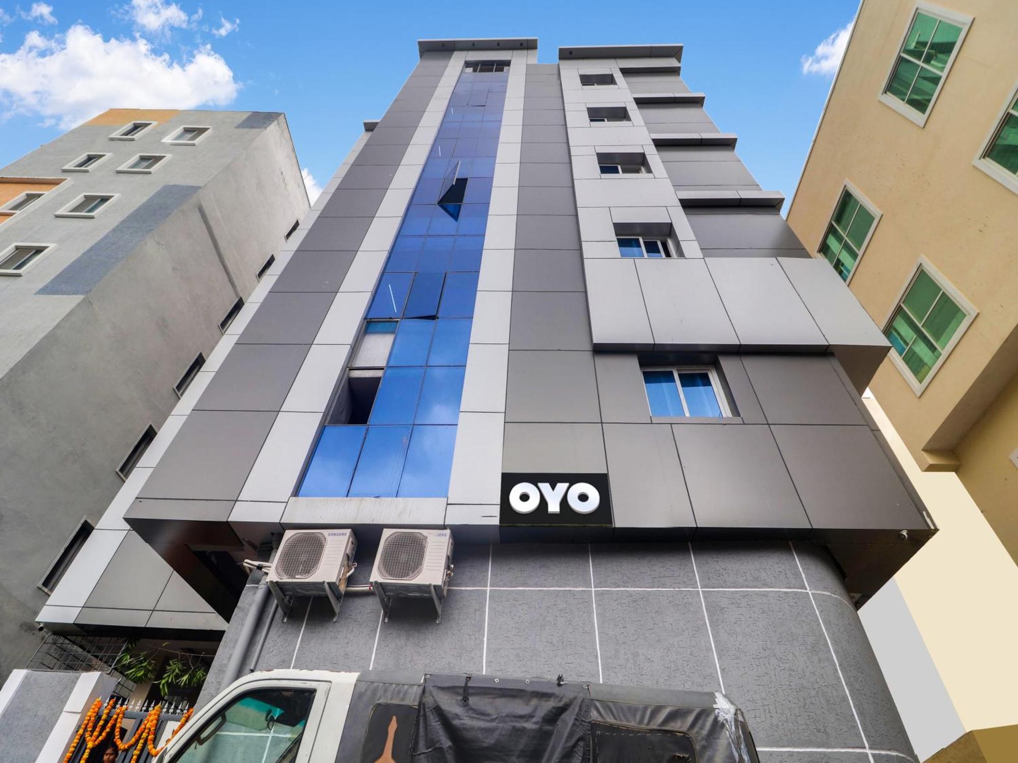 Hotel O Red Stone Hotels Hyderabad Exterior photo